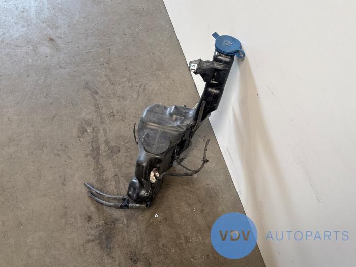 Front windscreen washer reservoir Mercedes C-Klasse