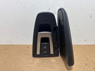 Gebruikte Cabriodak Bediening Mercedes E (R207) E-220 CDI 16V BlueEfficiency Prijs € 78,65 Inclusief btw aangeboden door Autoparts Van De Velde