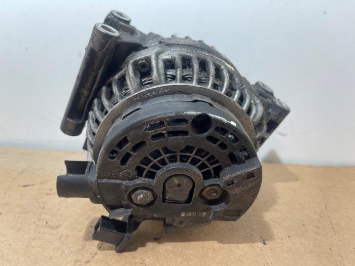 Dynamo Mercedes E-Klasse