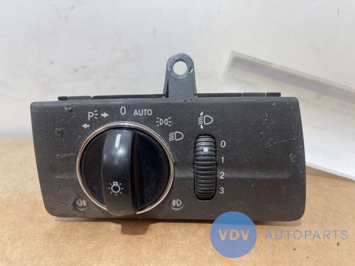 Commutateur lumière Mercedes E-Klasse