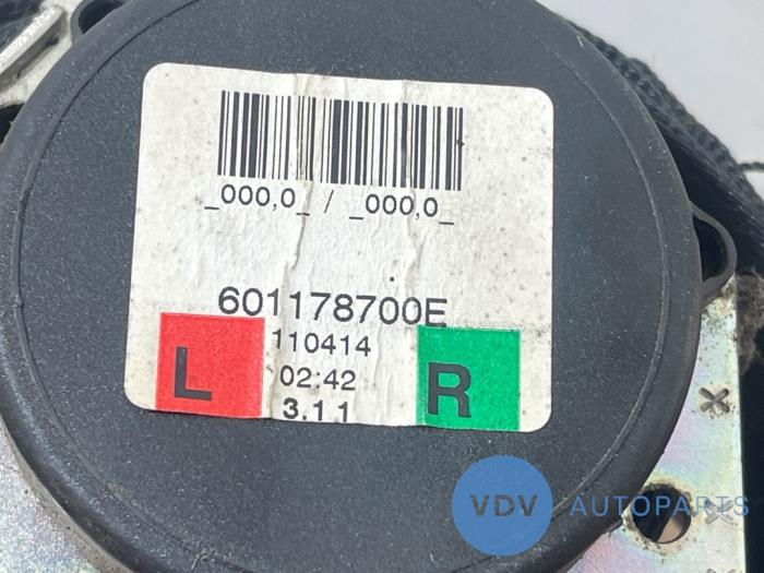 Rear seatbelt buckle, left Mercedes Sprinter