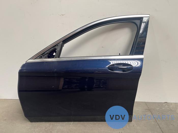 Door 4-door, front left Mercedes C-Klasse