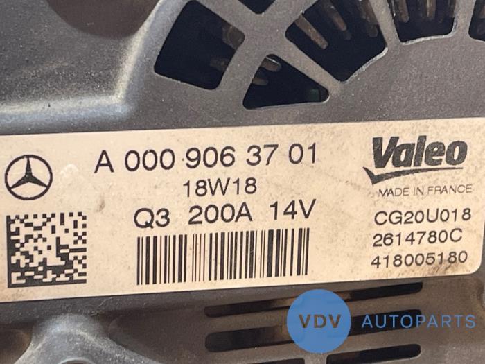 Dynamo Mercedes C-Klasse