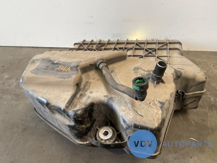 Réservoir Adblue Mercedes C-Klasse