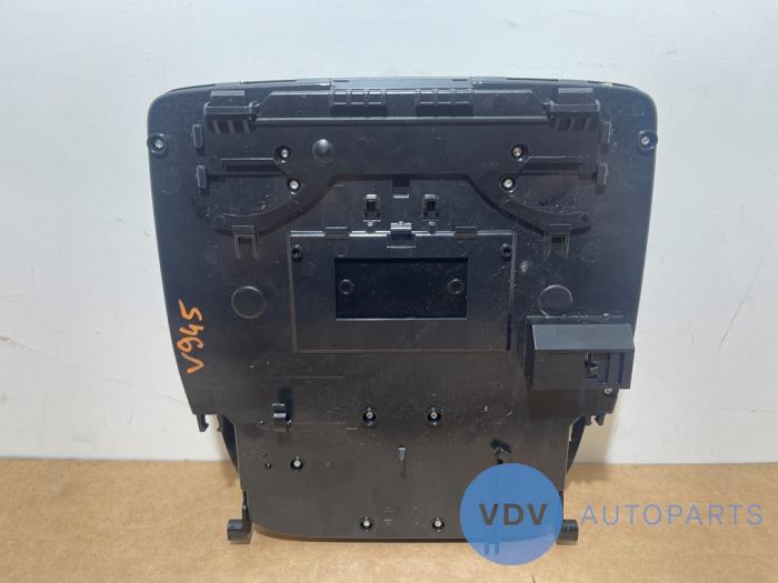 Oswietlenie wewnetrzne przód Mercedes C-Klasse