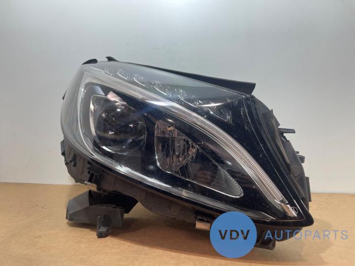 Scheinwerfer rechts Mercedes C-Klasse