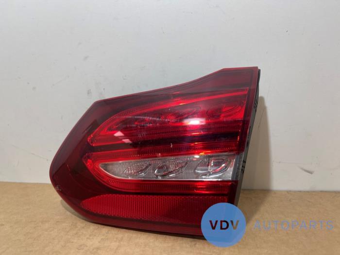 Luz trasera derecha Mercedes C-Klasse