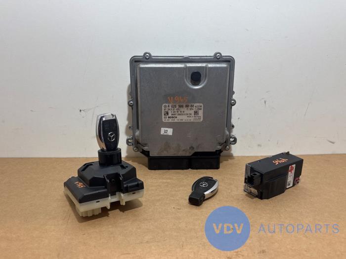 Ignition lock + computer Mercedes C-Klasse