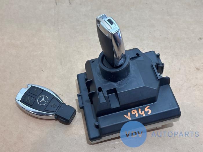 Ignition lock + computer Mercedes C-Klasse