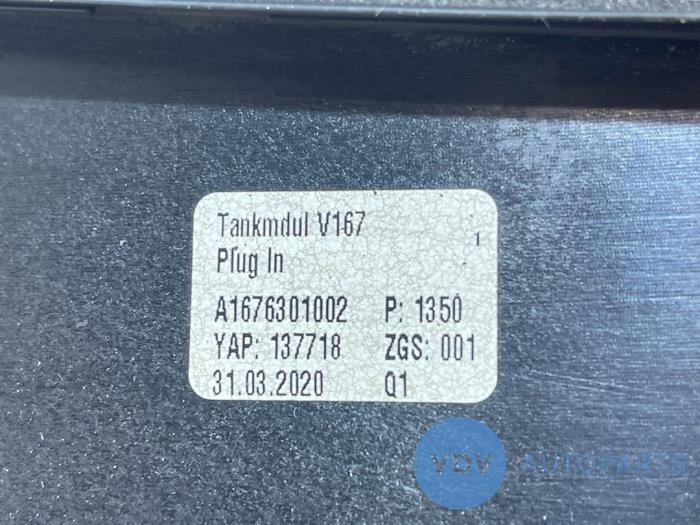 Pokrywa wlewu paliwa Mercedes GLE