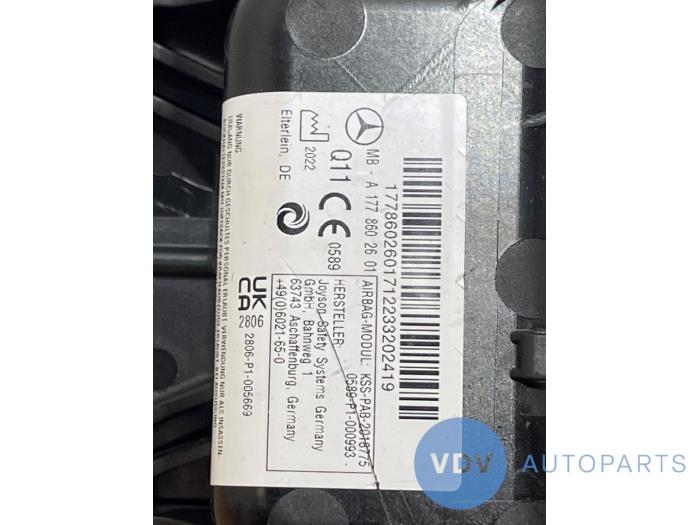 Airbag droite (tableau de bord) Mercedes A-Klasse