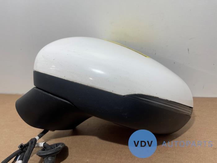 Retrovisor externo izquierda Mercedes CLA