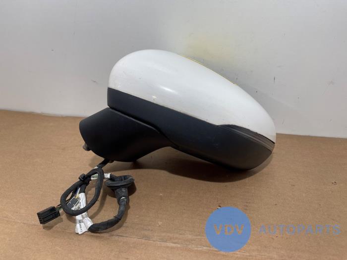 Lusterko zewnetrzne lewe Mercedes CLA