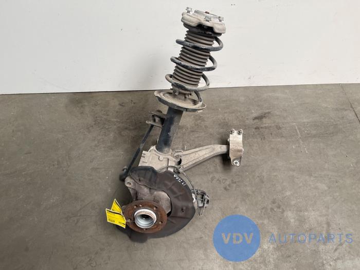 Fusee links-voor Mercedes CLA