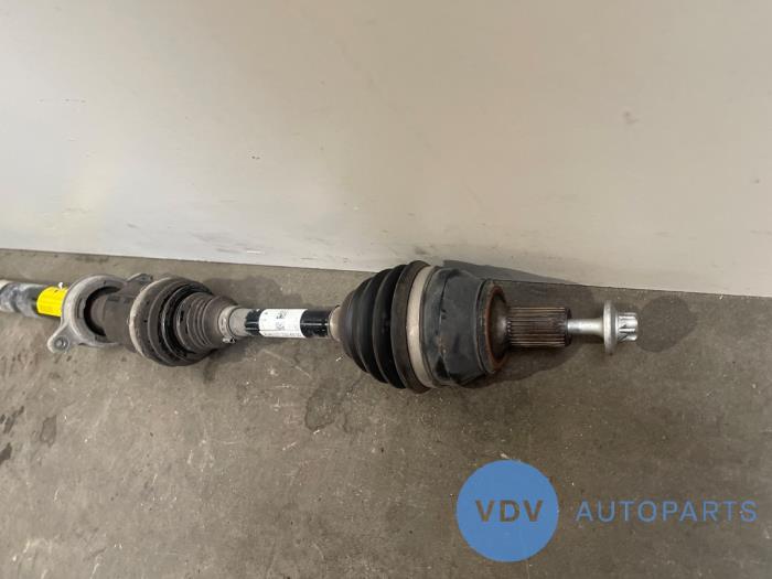 Aandrijfas rechts-voor Mercedes CLA