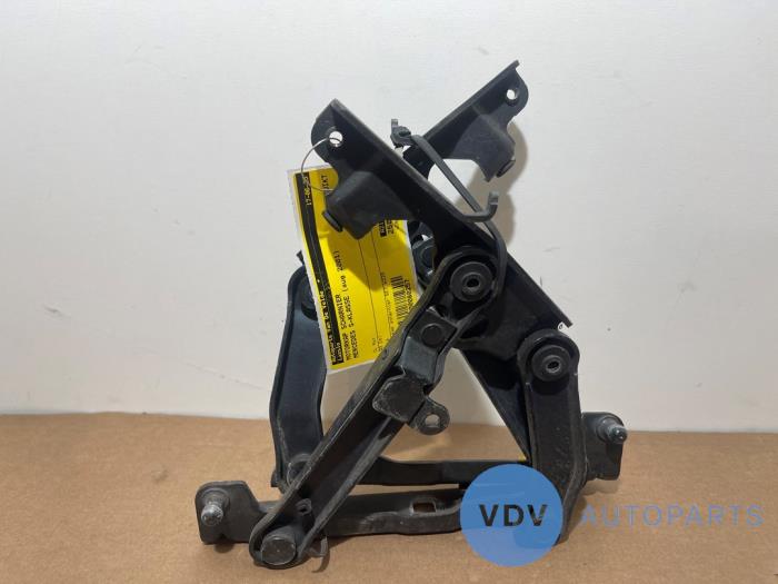 Charnière capot Mercedes S-Klasse