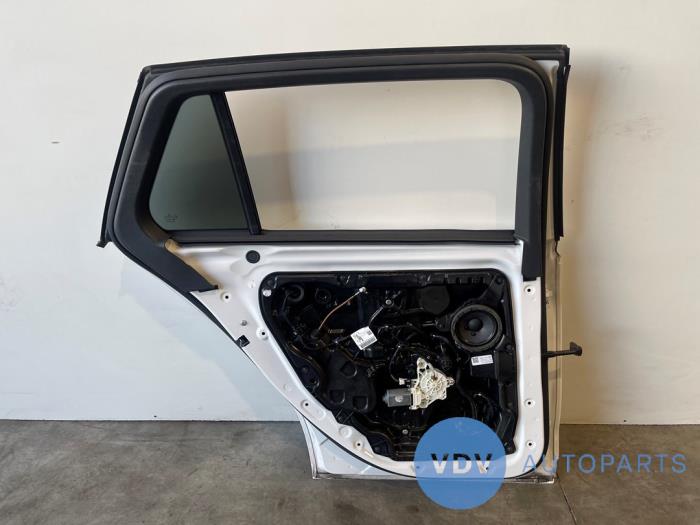 Tür 4-türig links hinten Mercedes C-Klasse