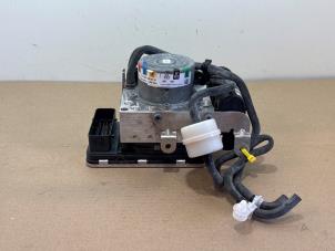 Gebruikte Compressor Mercedes EQS (X296) 580 4-Matic 118 kWh Prijs € 484,00 Inclusief btw aangeboden door Autoparts Van De Velde