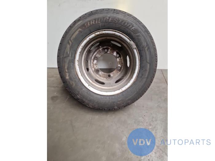 Felge + Reifen Mercedes Sprinter