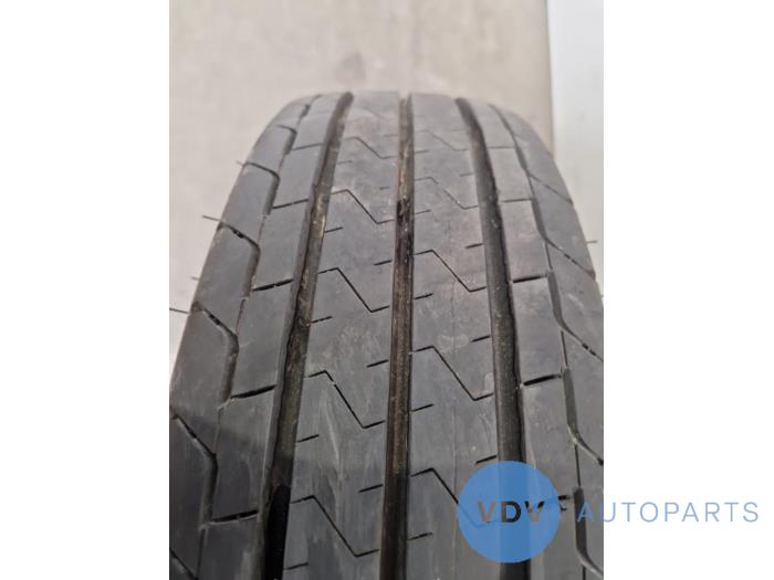 Felge + Reifen Mercedes Sprinter