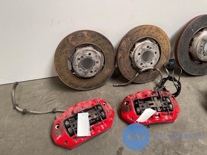 Zestaw zacisków hamulcowych Mercedes E-Klasse