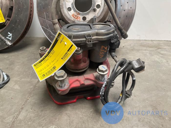 Zestaw zacisków hamulcowych Mercedes E-Klasse