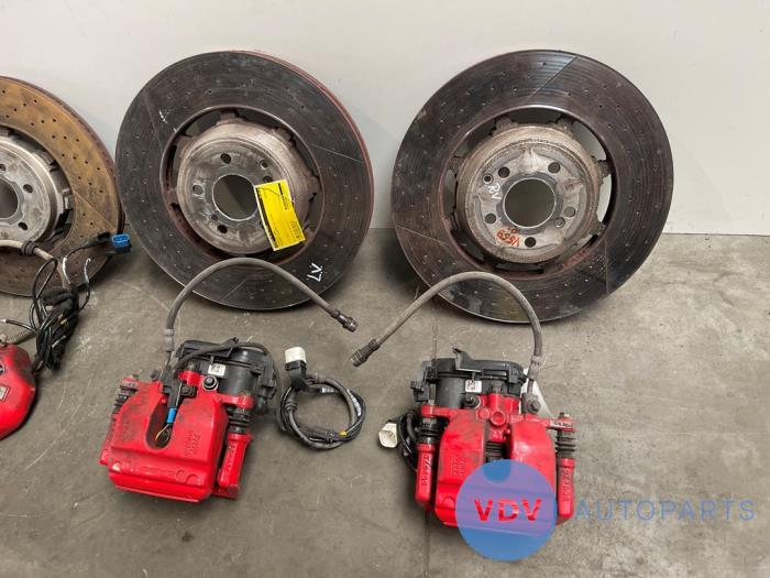 Zestaw zacisków hamulcowych Mercedes E-Klasse