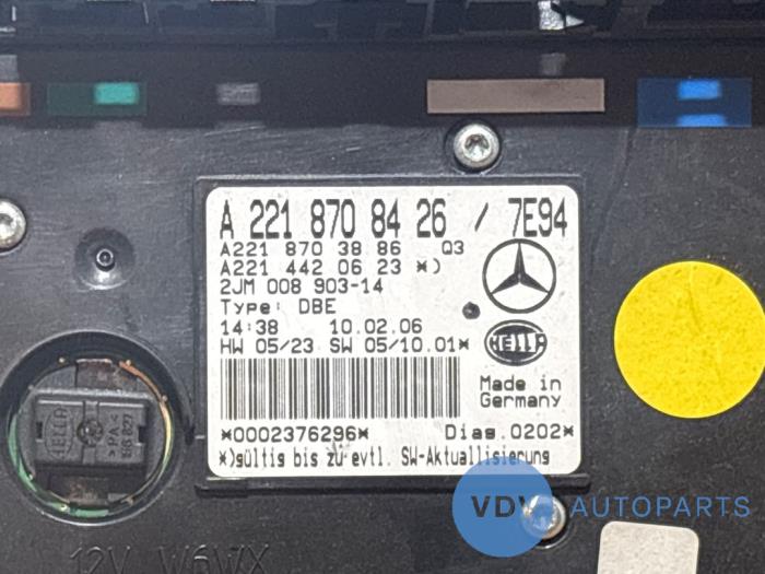 Oswietlenie wewnetrzne przód Mercedes S-Klasse