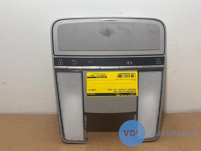 Oswietlenie wewnetrzne przód Mercedes S-Klasse