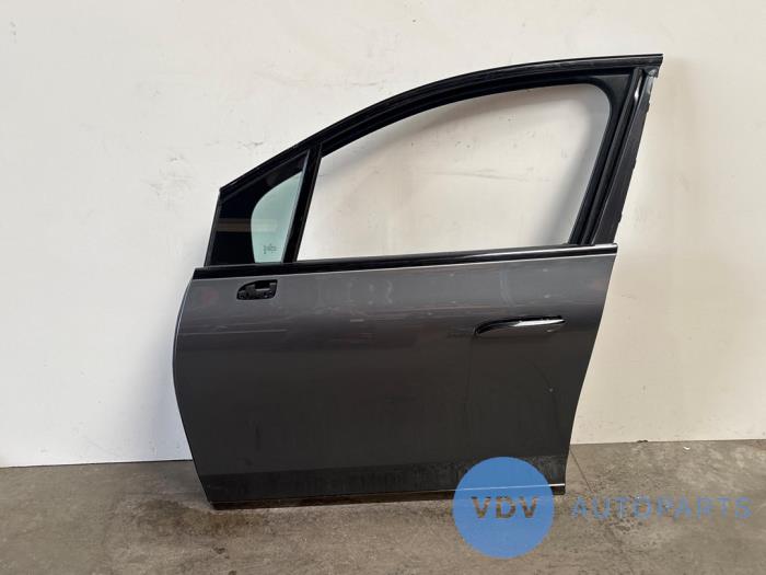 Puerta de 4 puertas izquierda delante Mercedes EQS