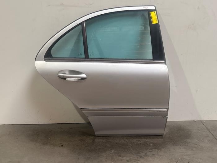Portière 4portes avant droite Mercedes C-Klasse