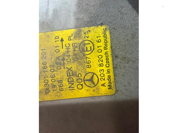 Phare gauche Mercedes C-Klasse