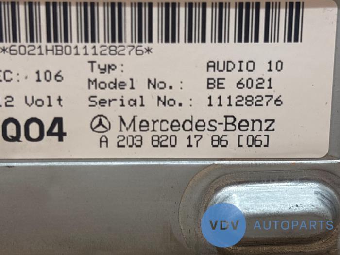 Radio Mercedes C-Klasse