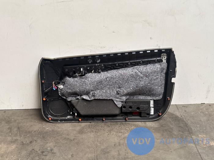 Türverkleidung 2-türig links Mercedes E-Klasse