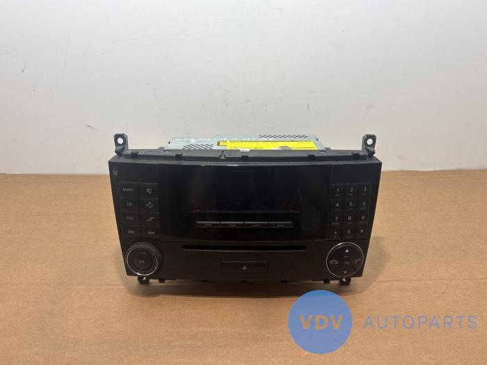 Radio Mercedes C-Klasse