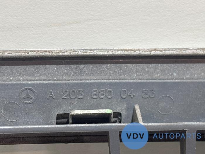 Calandre Mercedes C-Klasse