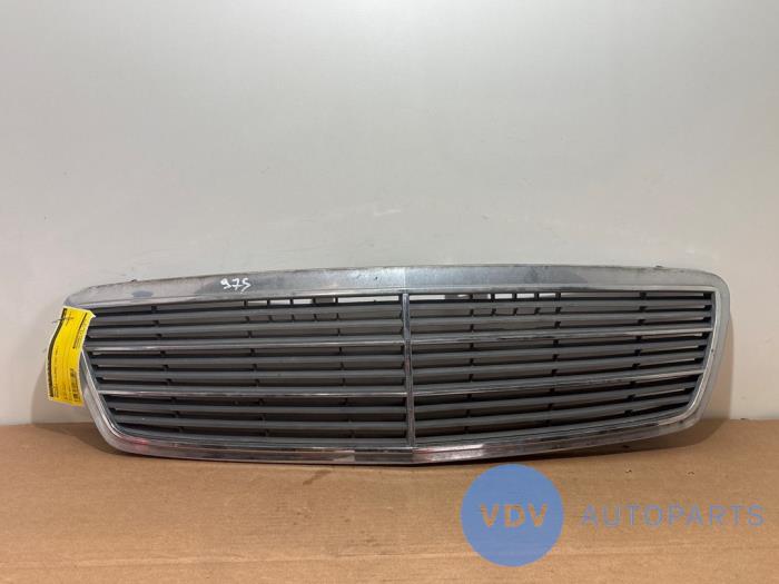 Calandre Mercedes C-Klasse
