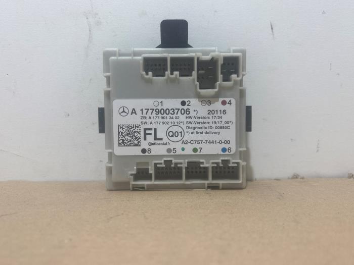 Central door locking module Mercedes CLA