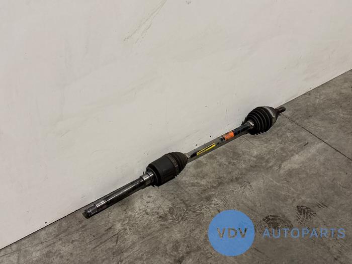 Os napedowa prawy przód Mercedes ML-Klasse