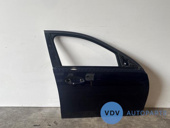 Portière 4portes avant droite Mercedes C-Klasse