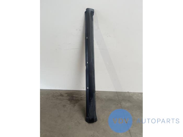 Seuil gauche Mercedes A-Klasse