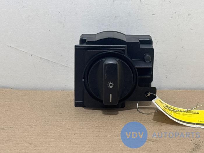 Przelacznik swiatel Mercedes A-Klasse