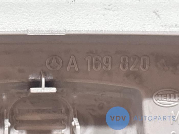 Oswietlenie wewnetrzne przód Mercedes A-Klasse