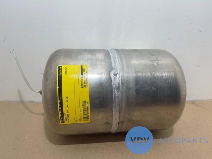 Air reservoir Mercedes GLE