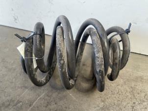 Gebruikte Schroefveer achter Mercedes A (177.0) 2.0 A-35 AMG Turbo 16V 4Matic Prijs € 48,40 Inclusief btw aangeboden door Autoparts Van De Velde