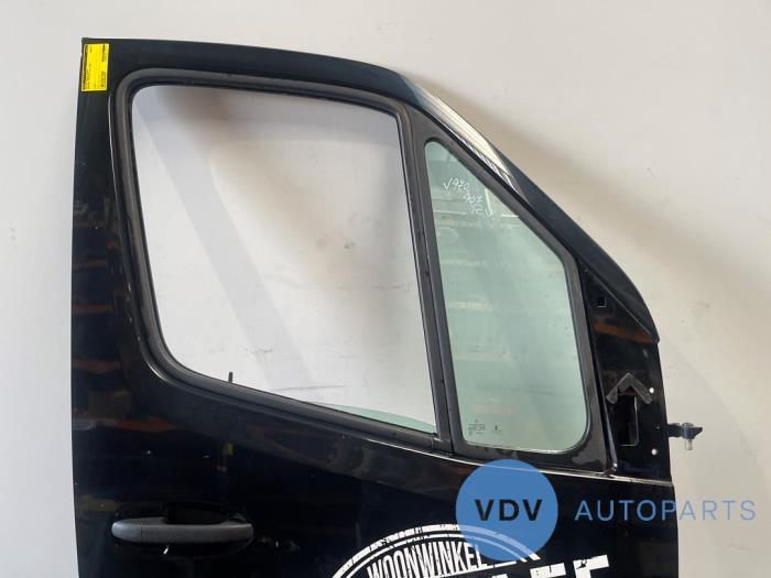 Door 2-door, right Mercedes Sprinter