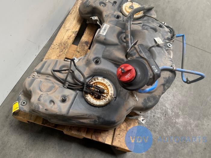 Réservoir de carburant Mercedes ML-Klasse