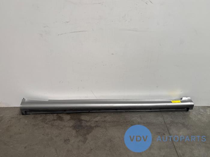 Umbral izquierda Mercedes B-Klasse