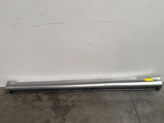Seuil droit Mercedes B-Klasse