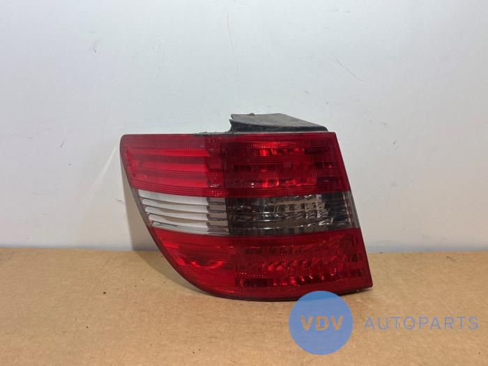 Tylne swiatlo pozycyjne lewe Mercedes B-Klasse
